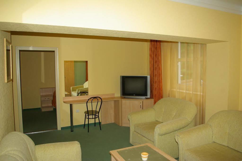 Salgo Hotel Salgótarján المظهر الخارجي الصورة